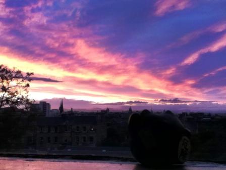 541168_233988613413405_1368725270_n