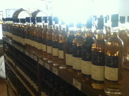 DuncanTaylorWhiskyShopHuntley