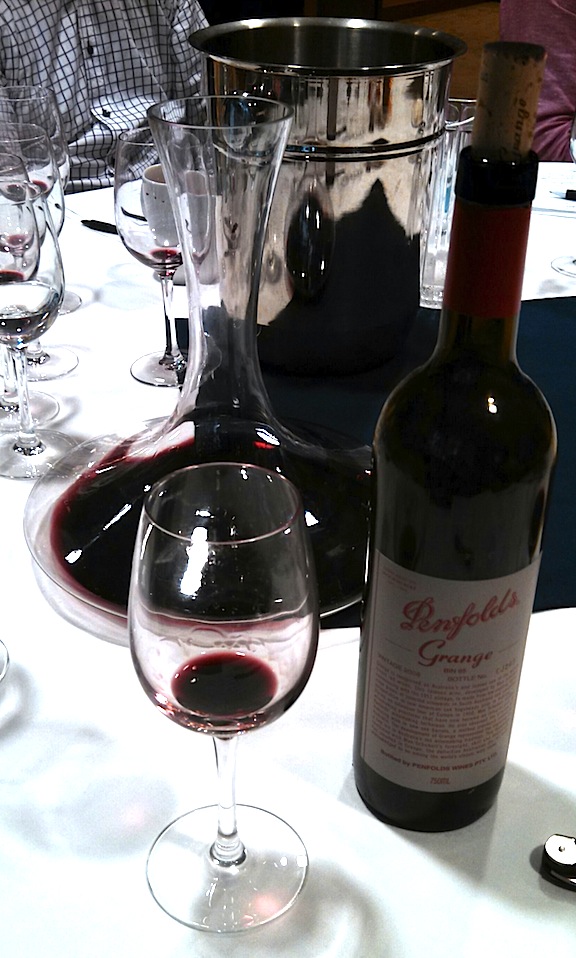 PenfoldsBottleGlassDecanter